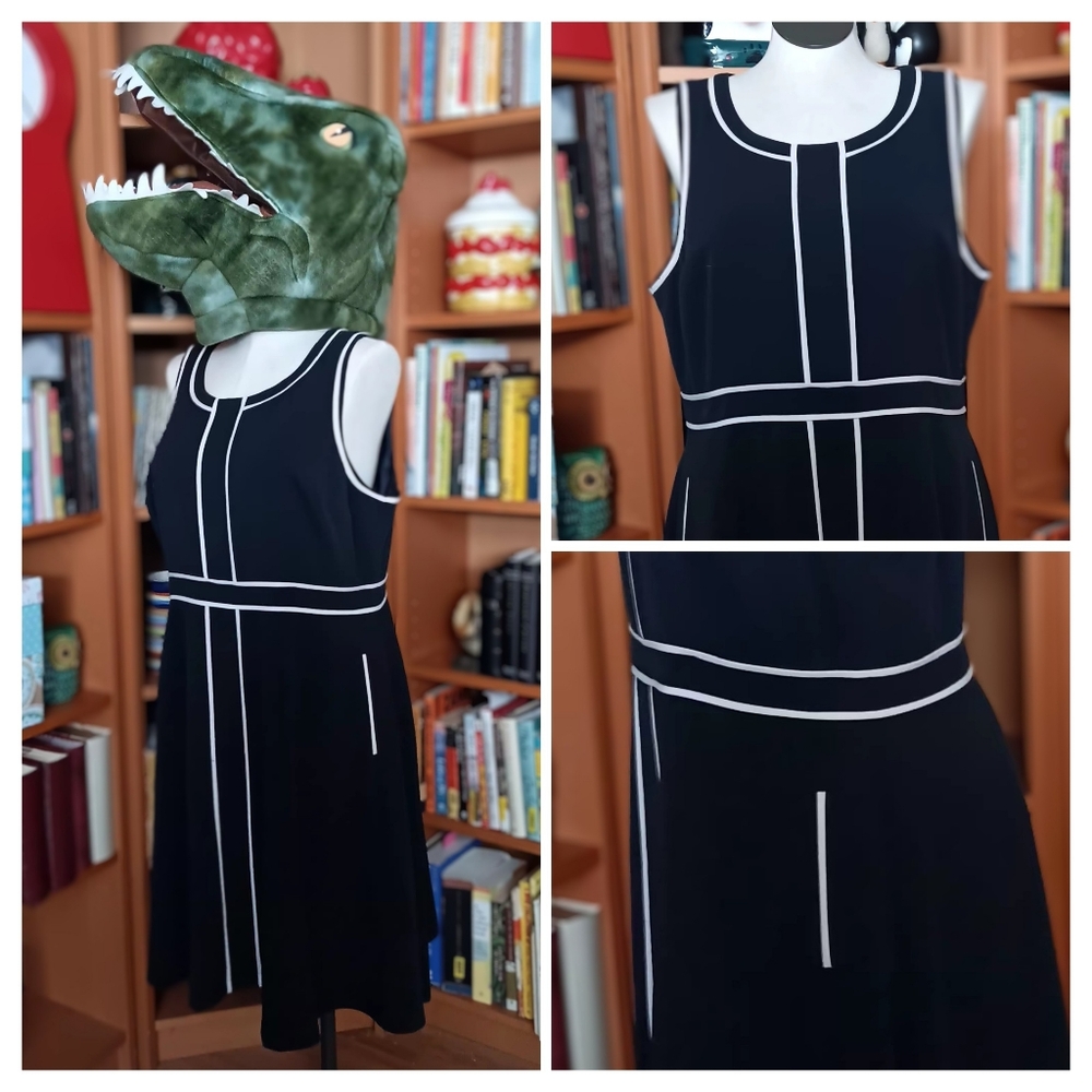 Modcloth "Roving Reporter" Sleeveless A-line Dress in Dark Blue with Piping